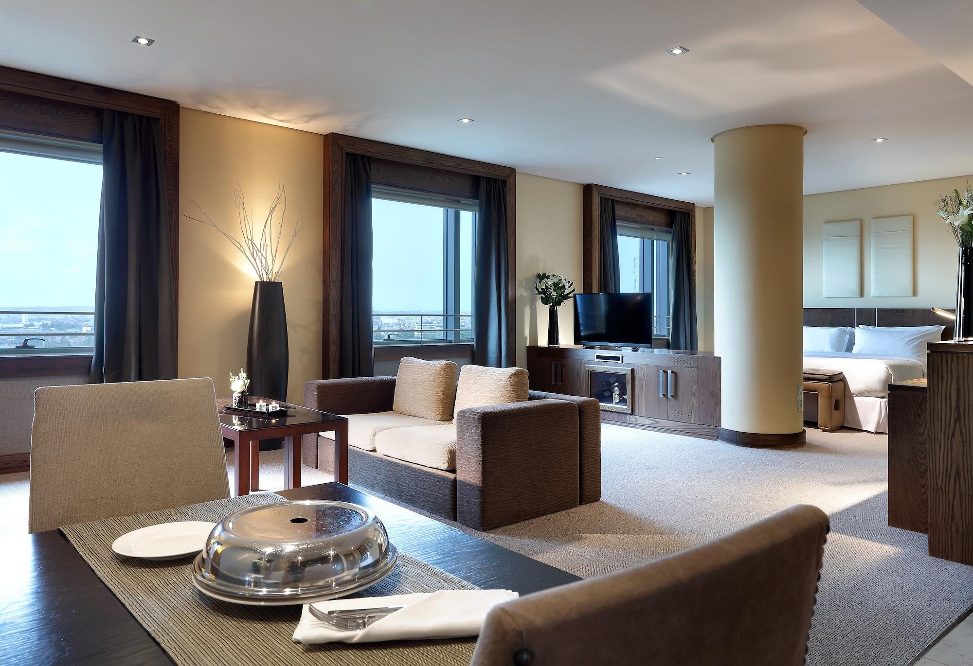 Eurostars Suites Mirasierra Мадрид Екстериор снимка